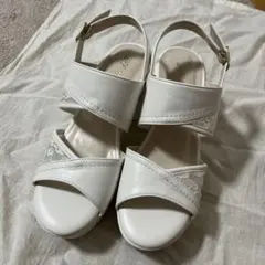 お値下げ　しまむら サンダル 厚底 白　Mサイズ