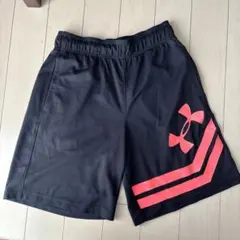 Under Armour 黒/ショートパンツ