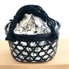 【最終値下げ】美品　和装用竹製巾着カゴバッグ　提灯と女性のイラスト　黒　浴衣