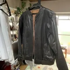 革ジャンのサムネイル