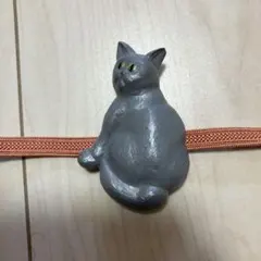 〈未使用〉グレー猫の帯留め　大きめ
