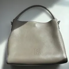 Item thumbnail for item f649b305-ae27-4d96-9c95-7679c49808d8