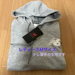 ニューバランスMサイズ　パーカー　フード　グレー　薄手