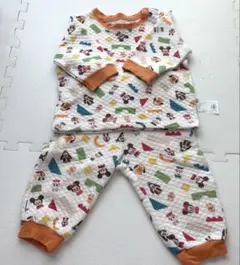 UNIQLO　キルト　パジャマ　ディズニー　80