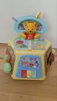 まとめ買い値引有り！くまのプーさん　絵本でおしゃべり　指先知育いっぱいできた