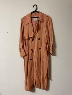 オレンジ ピンク　ダブルブレスト トレンチコート