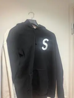 ゆみりん様専用】Supreme Sロゴ デビル刺繍 プルオーバーパーカー