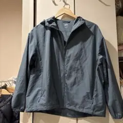ユニクロ　マウンテンパーカー