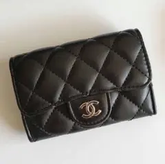 【値下げ】CHANEL キャビアスキン マトラッセ 三つ折り財布
