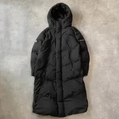 デサント　シームレスダウンジャケット　Lサイズ　ダウン90％　黒　同色ロゴ デサントシームレスダウンジャケットLサイズダウン90％黒同色ロゴ
