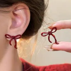 【新品・未使用】レディース ピアス リボン 両耳 カジュアル かわいい 赤