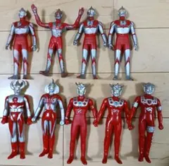 ③ウルトラマンフィギュア 9体セット