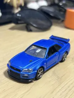 トミカ NISSAN SKYLINE GT-R V-SPEC II Nur 青