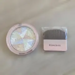 Kirei&co. フェイスパウダー ブラシ付き　2.3回使用のサムネイル