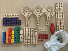 ボーネルンド　クアドリラ　ツイスト&レールセットのサムネイル