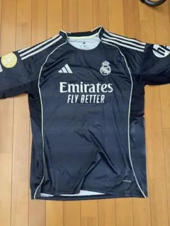 レアルマドリード ヴィニシウス. ユニフォーム 2025