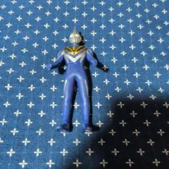 ウルトラヒーロー500 ウルトラマンアグルV2 ソフビ
