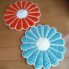 デイジー柄座布団