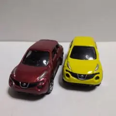 トミカ 日産 ジューク 2台セットのサムネイル