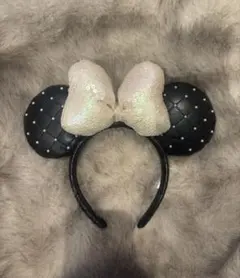 ディズニー カチューシャ 黒耳 スパンコールリボン