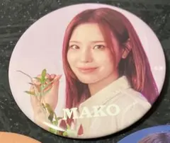 NiziU NEW EvoNUtion 缶バッチ マコ