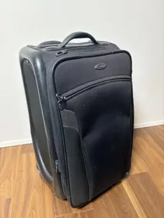 キャリーケース