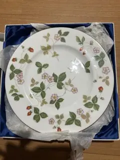 Wedgwood 花柄 皿 ワイルドストロベリー