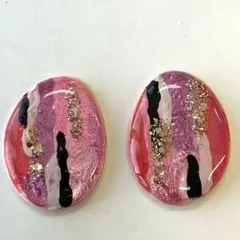 6135 ピンクとゴールド、ブラックとホワイトのストライプピアス