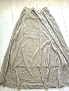 グリーンレーベルリラクシング　ベロア　ロングスカート