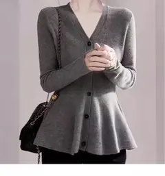 【在庫限り】ペプラムニット カーディガン Vネック 長袖 グレー