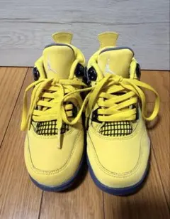 NIKE AIR JORDAN 4 RETRO エアジョーダン4