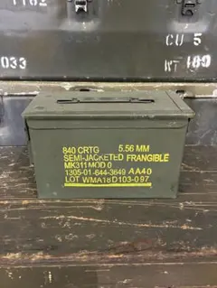米軍放出品 アンモボックス M2A1 弾薬箱のサムネイル