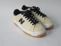 23.5ニューバランス