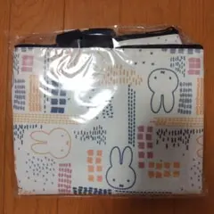 ミッフィー ファスナー付きおでかけバッグのサムネイル
