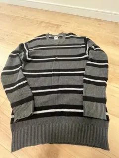 美品！GAP ボーダー柄 セーター Sサイズ　黒　グレー　ニット　長袖