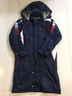 ナイキ　ベンチコート