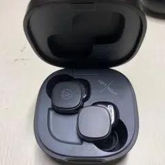 a audio-technica ATH SQ1TW 完全ワイヤレスイヤホンのサムネイル