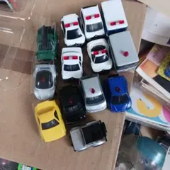 ハ*マ様 ミニカーセット パトカー 列車他19台チョロQ箱は付きません。