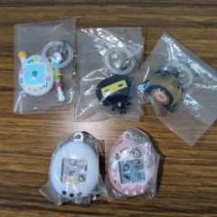 たまごっちシャカシャカチャーム２種　めじるしアクセサリー　3種