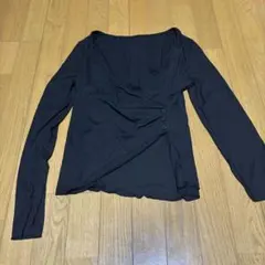 ブラック ラップスタイル 長袖トップス