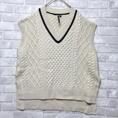 しまむら ニットベスト M 美品 ベージュ オーバーサイズ レイヤード 制服風