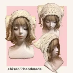 ハンドメイド♡1点もの·͜· 白♡耳あて付き♡猫耳ニット帽♡