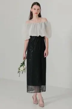 レジャ【新品】2WAY オフショルダーパフスリーブIラインワンピース　Ｍ