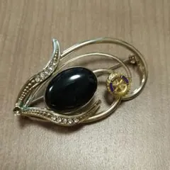 Item thumbnail for item 925db464-36ad-49e7-a966-eca81dfbba7e