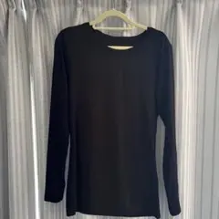 ブラック 長袖 Tシャツ シンプルヒートテック