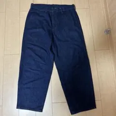 UNIQLO ダークブルーワイドデニムパンツ
