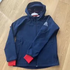 adidas ジャンパー（フード付）