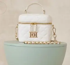 【新品 未開封】Darich キルティングスクエアミニバッグ ホワイト