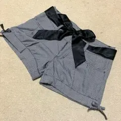 【千鳥格子柄のショートパンツ】美品 白黒 サイズ61 匿名配送
