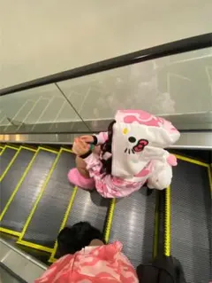 ピンクキティちゃんパーカー